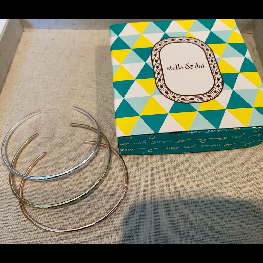Stella & Dot Essential Hammered Cuff Set